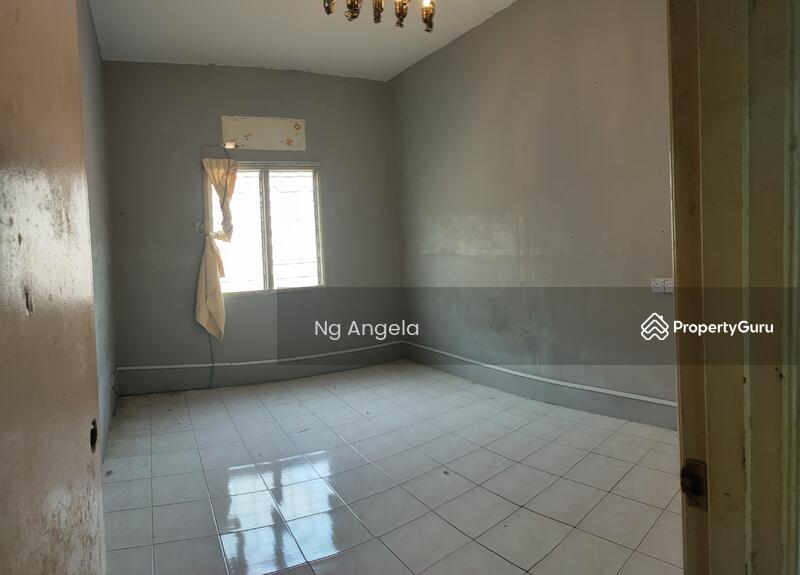 Rumah Teres 2 Tingkat untuk Dijual di Taman Sri Haneco (Semenyih) - Ng Angela - PropertyGuru.com.my