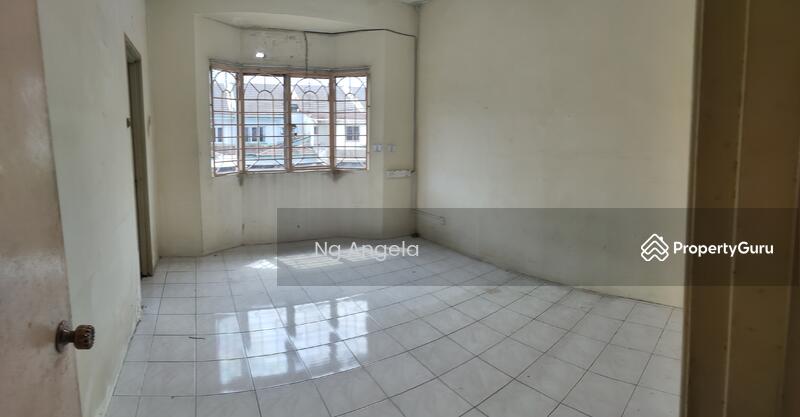 Rumah Teres 2 Tingkat untuk Dijual di Taman Sri Haneco (Semenyih) - Ng Angela - PropertyGuru.com.my