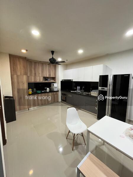 For Rent - Emerald Avenue