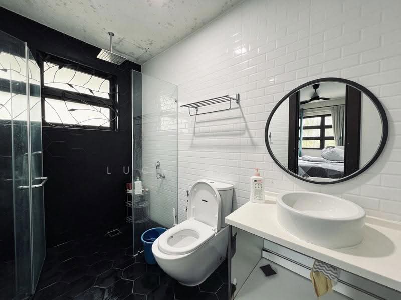 Semi-Detached House for Sale in Taman Melawati (Ulu Kelang) - Lucas Choo - Bathroom - PropertyGuru.com.my