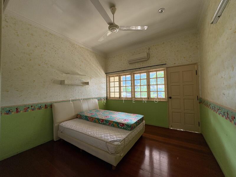 Untuk Dijual - Semi- D 2Storey House Tg Bungah