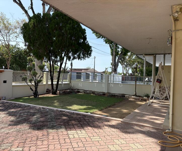 Untuk Dijual - Semi- D 2Storey House Tg Bungah