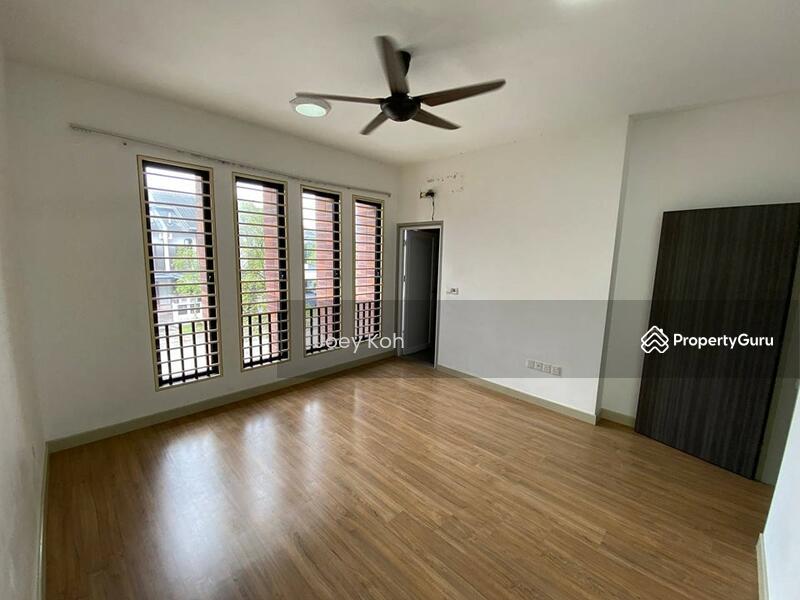 For Sale - City of Elmina : Elmina Valley 2