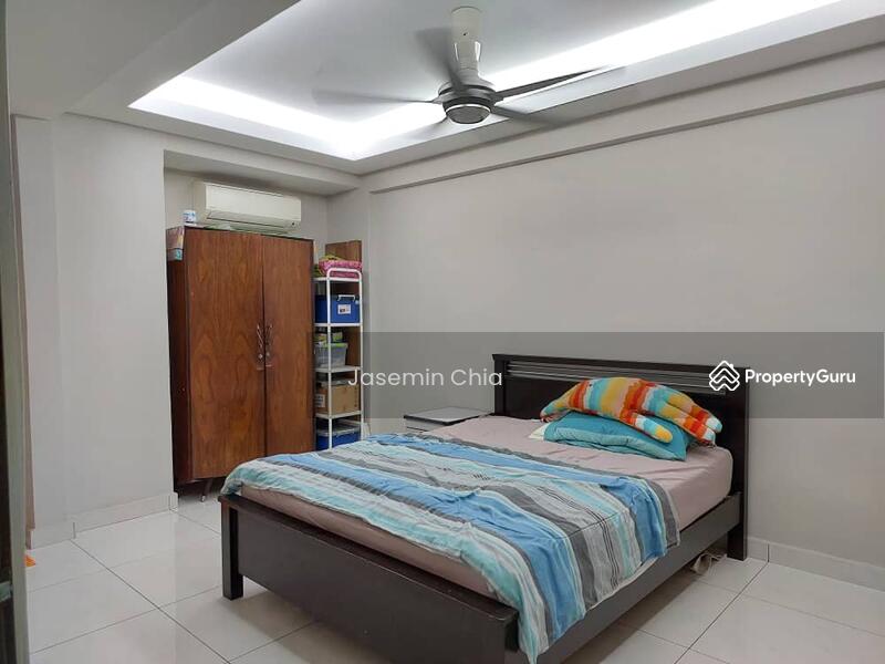 downstair parent room