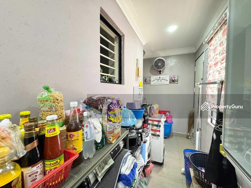 For Sale - Saffron Hills Denai Alam