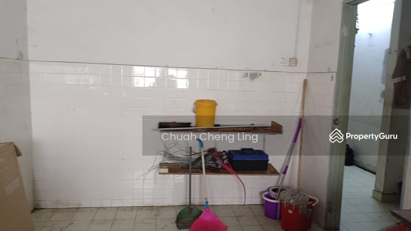 Untuk Dijual - Terrace house at Taman Perwira