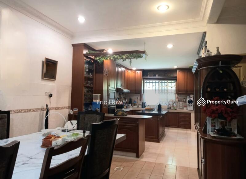 For Sale - Puteri 8