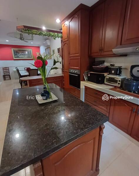 Dry Kitchen