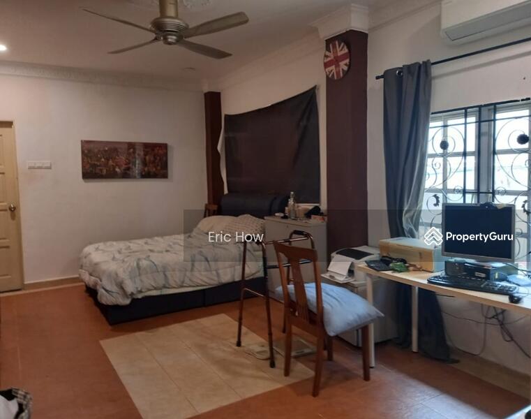 For Sale - Puteri 8