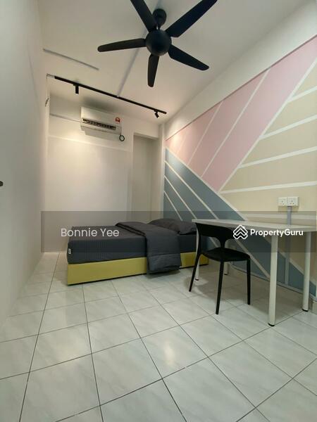 Untuk Disewa - Pandan Court