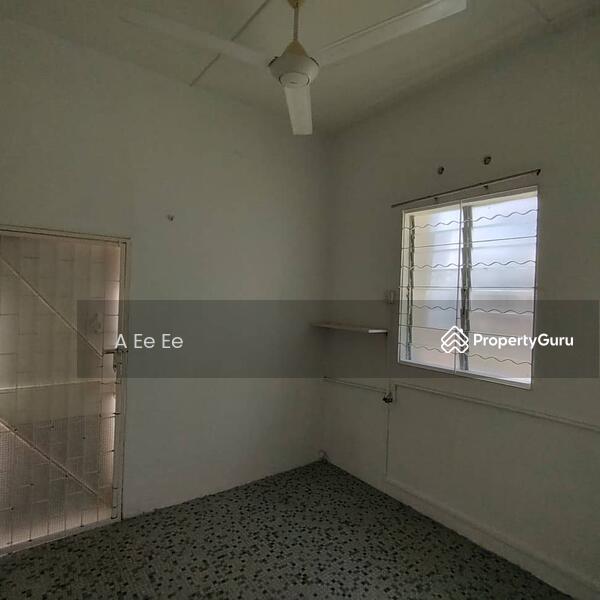 For Sale - JALAN LOH POH HENG , 1/semi-D for sale -- la 3700sf
