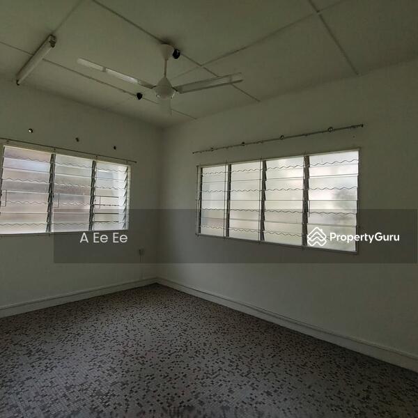 For Sale - JALAN LOH POH HENG , 1/semi-D for sale -- la 3700sf