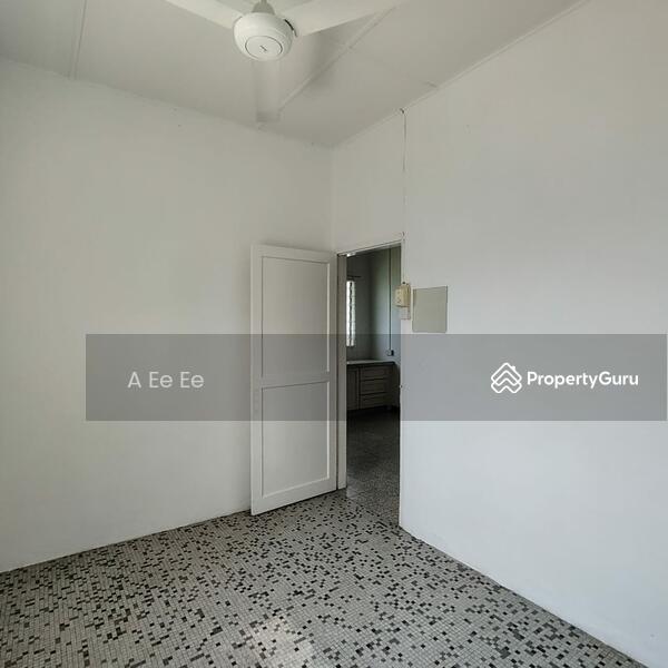 For Sale - JALAN LOH POH HENG , 1/semi-D for sale -- la 3700sf
