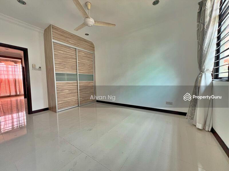 Untuk Dijual - Damai Gayana