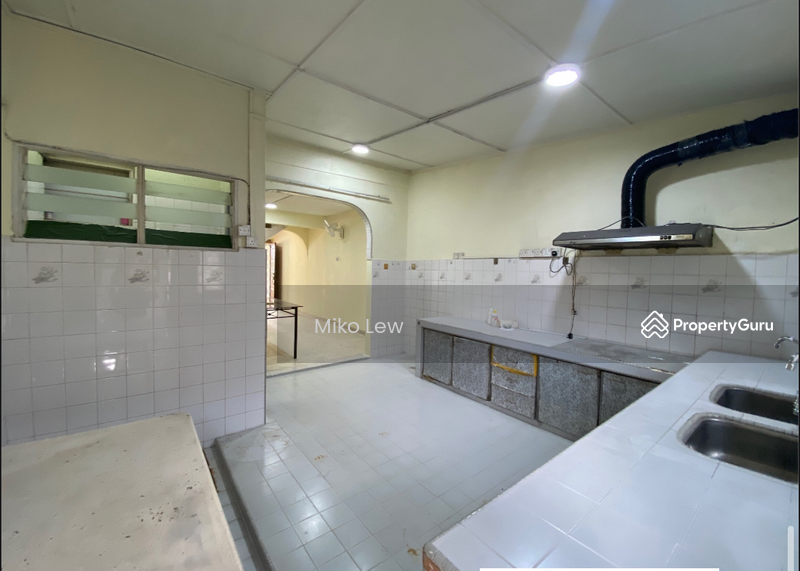Untuk Dijual - Terrace house at Taman Castlefield