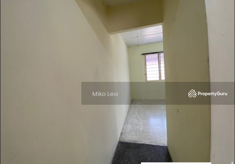 Untuk Dijual - Terrace house at Taman Castlefield