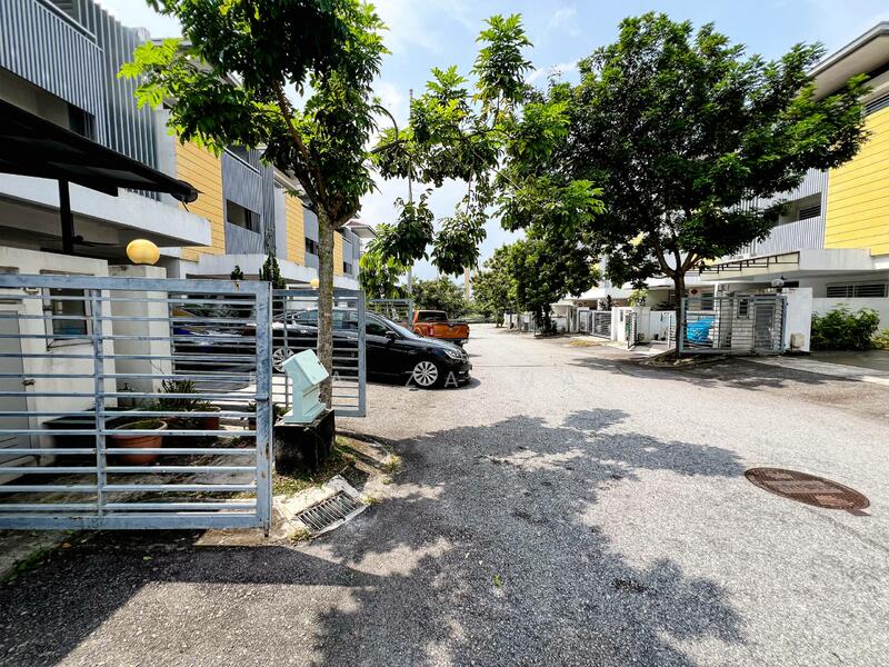 Nadayu 92 untuk Untuk Dijual - RM 880,000, Feb 2026 - PropertyGuru.com.my