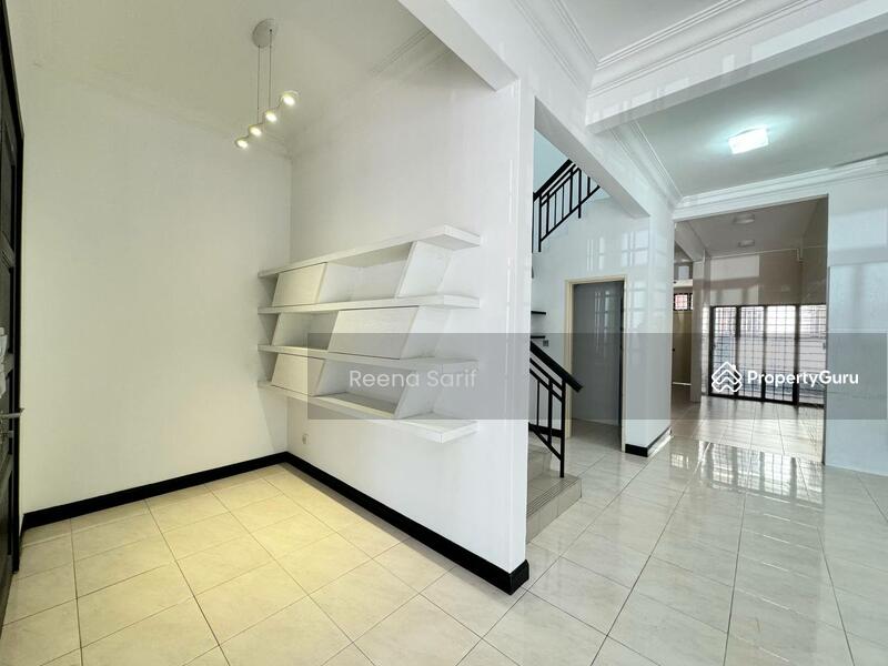 2-storey Terraced House for Sale in Bukit Jelutong (Shah Alam) - Reena Sarif - PropertyGuru.com.my