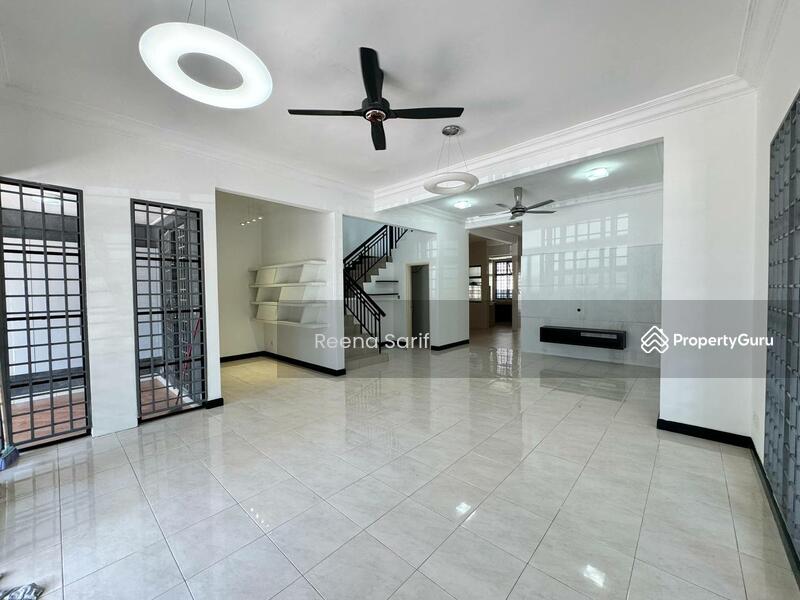 2-storey Terraced House for Sale in Bukit Jelutong (Shah Alam) - Reena Sarif - PropertyGuru.com.my