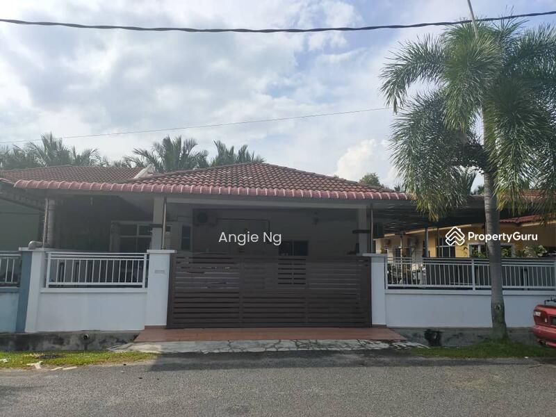 Untuk Dijual - Bukit Rambai Freehold Single Storey Semi-D Renovated Near Cheng