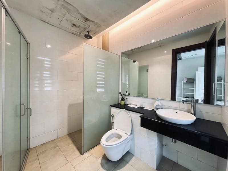 Bungalow House for Sale in Taman Melawati (Ulu Kelang) - Lucas Choo - Bathroom - PropertyGuru.com.my