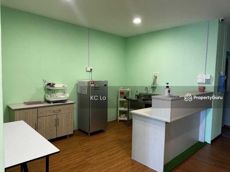 For Sale - Pusat Perdagangan Paroi@Ampangan