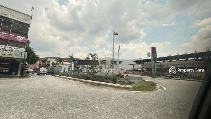 Untuk Dijual - Bandar Baru Selayang, 4.58% ROI, Main Road Frontage, Fully Tenanted