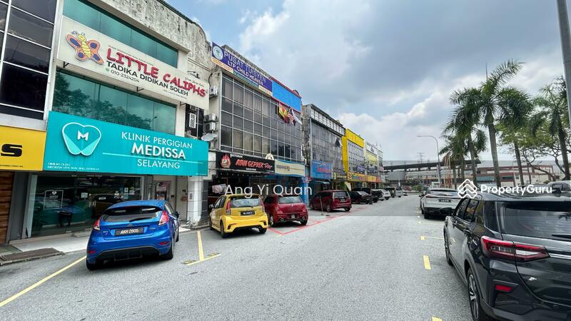 Untuk Dijual - Bandar Baru Selayang, 4.58% ROI, Main Road Frontage, Fully Tenanted