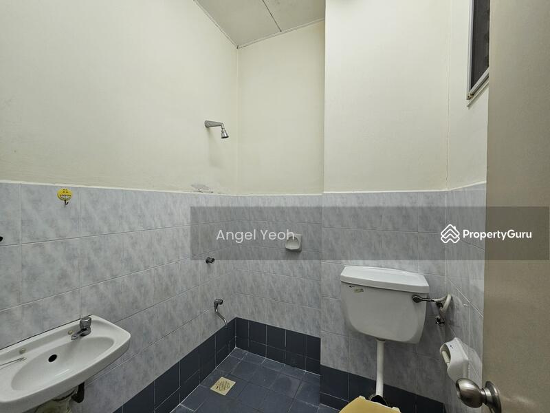 For Rent - Alam Damai