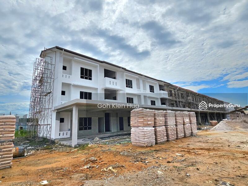 For Sale - 3 Stry Town House (Rumah SelangorKu) @ Sungai Buloh, Selangor