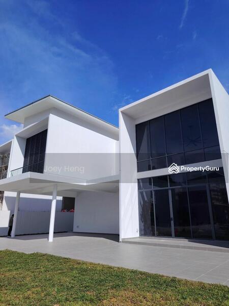 Untuk Dijual - [Seremban Luxury Bungalow] Only SGD 950K!! Limited Unit!
