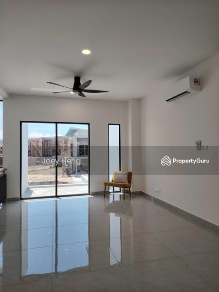 Untuk Dijual - [Seremban Luxury Bungalow] Only SGD 950K!! Limited Unit!