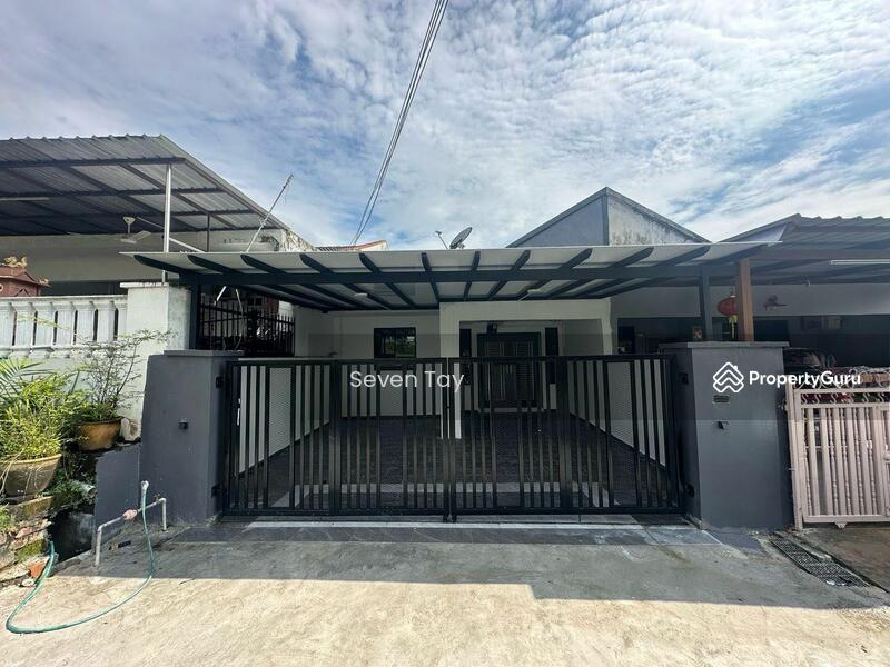 For Sale - Senai Senai Senais