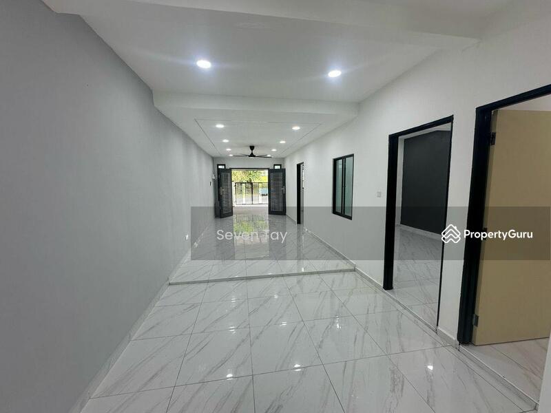 For Sale - Senai Senai Senais