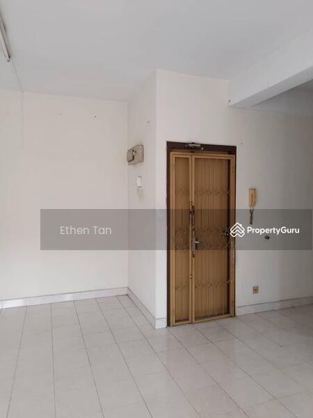 Untuk Disewa - Sungai Dua Office Space