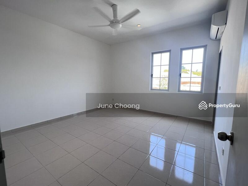 For Rent - M Senyumia