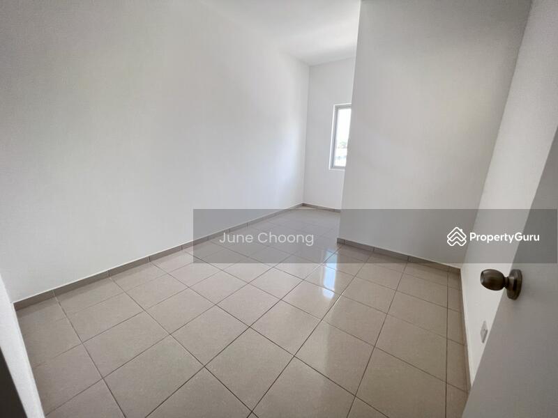 For Rent - M Senyumia