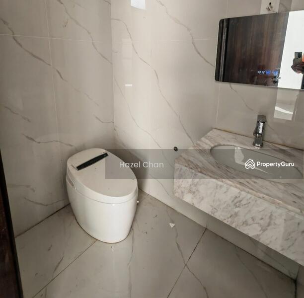 Untuk Dijual - Semi-D house at Likas