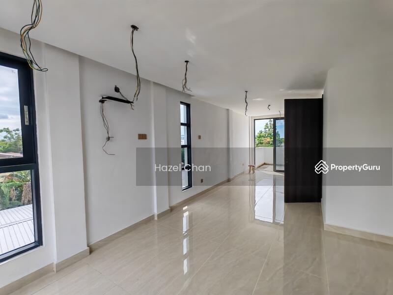 Untuk Dijual - Semi-D house at Likas