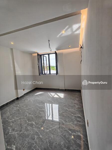 Untuk Dijual - Semi-D house at Likas