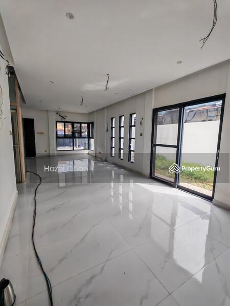 Untuk Dijual - Semi-D house at Likas