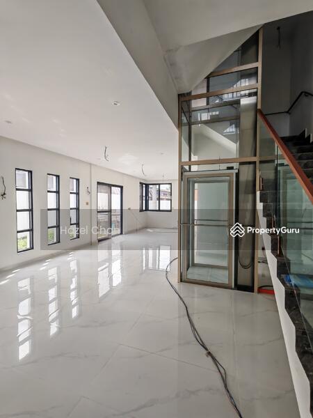 Untuk Dijual - Semi-D house at Likas