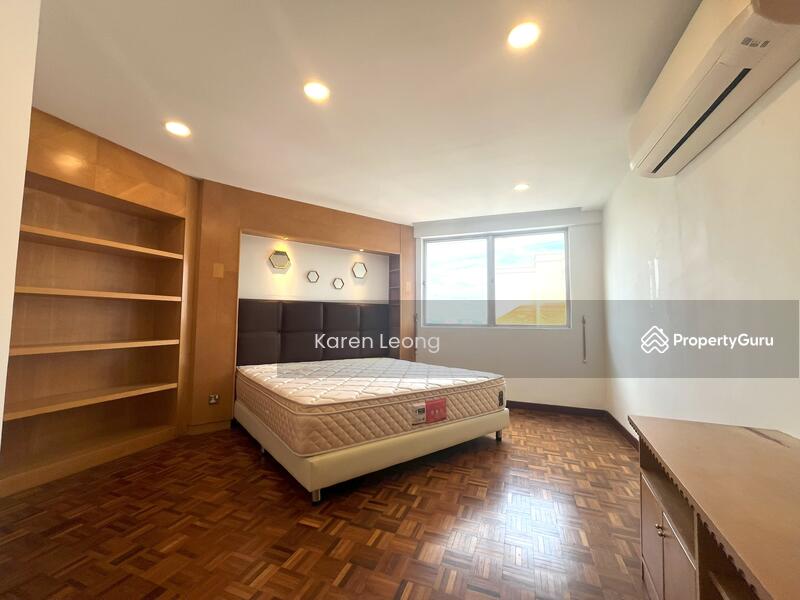For Rent - Villa Flora