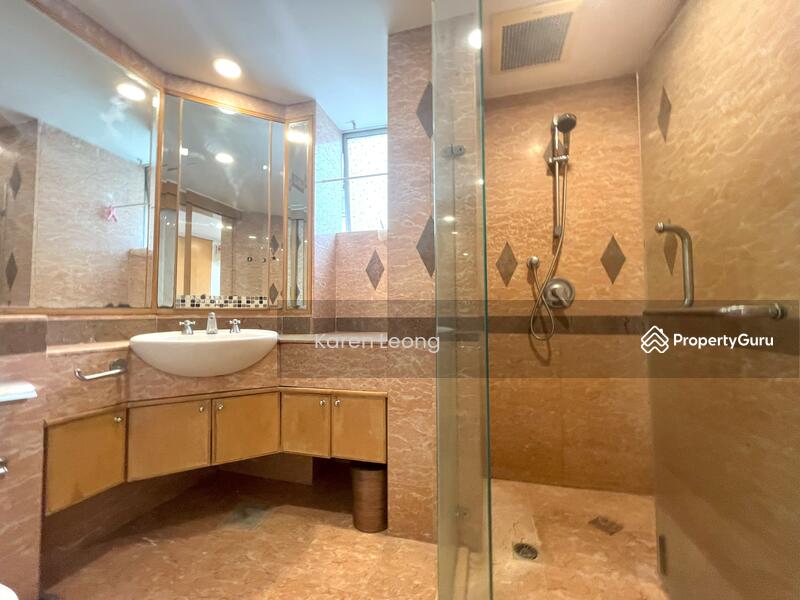 For Rent - Villa Flora