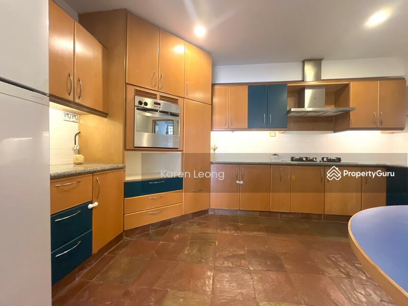 For Rent - Villa Flora