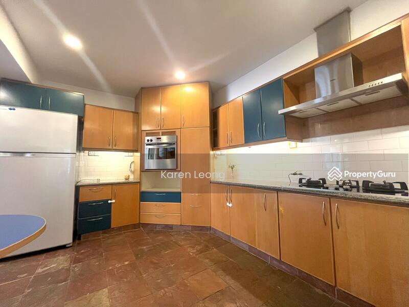 For Rent - Villa Flora