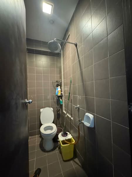 Condominium for Sale at Riana Green East - Fatin Ismail - Bathroom - PropertyGuru.com.my