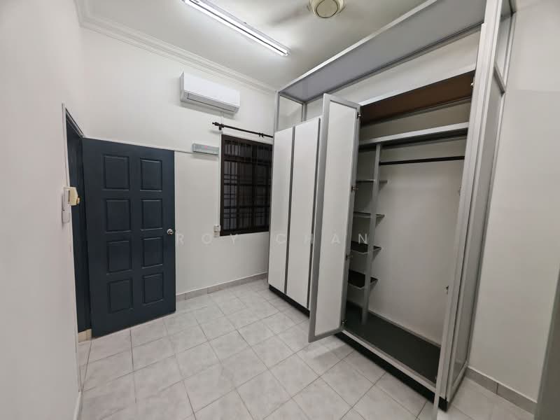 1.5-storey Terraced House for Rent in Bandar Seri Alam (Masai) - Roy Chan - PropertyGuru.com.my