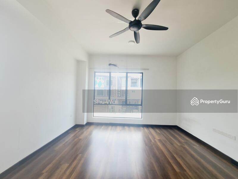 Untuk Dijual - Kinrara KINGSGATE,Bandar Kinrara,Puchong