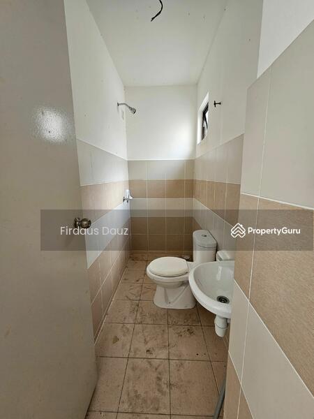 Untuk Dijual - Villa kesuma townhouse type B with balkony